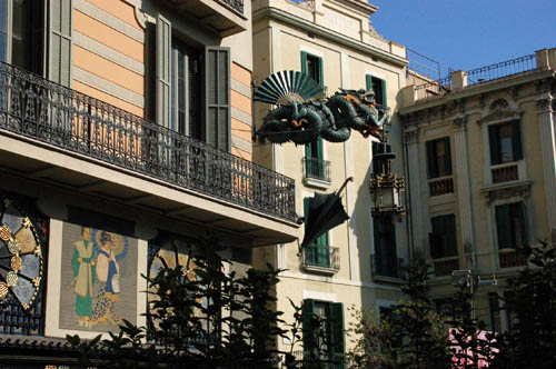 Ramblas building3