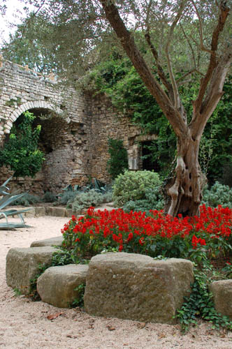 Jewish refuge1