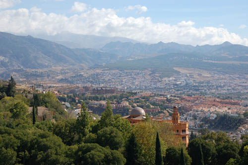 Alhambra Palace Hotel in foreground