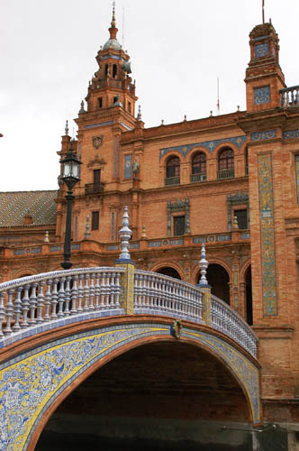 plaza-espana-exhibition-pavilion1